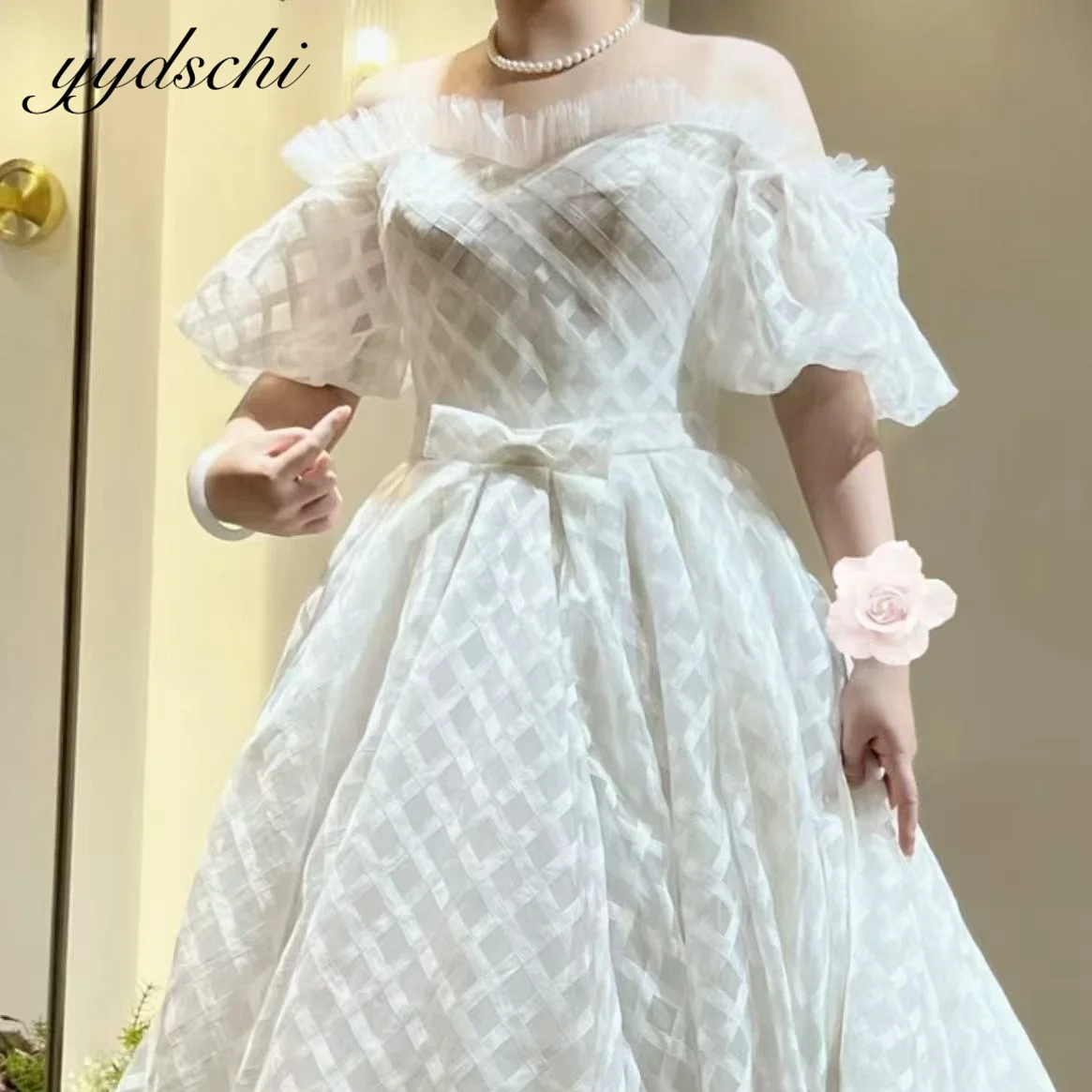 Customized Off the Shoulder Neckline High Quality A-line Bow Wedding Dresses Sweep Train Straps Back Tulle Lace Bridal Dress