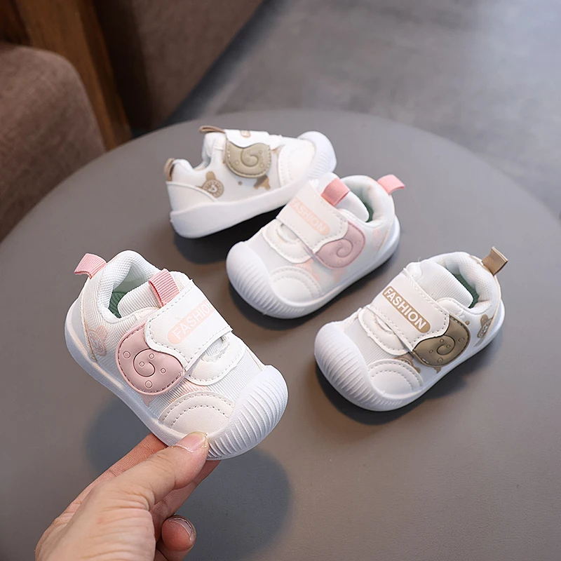 Walking shoes anti-slip anti-drop breathable baby shoes children's sports shoes spring and autumn new soft bottom mesh surfa