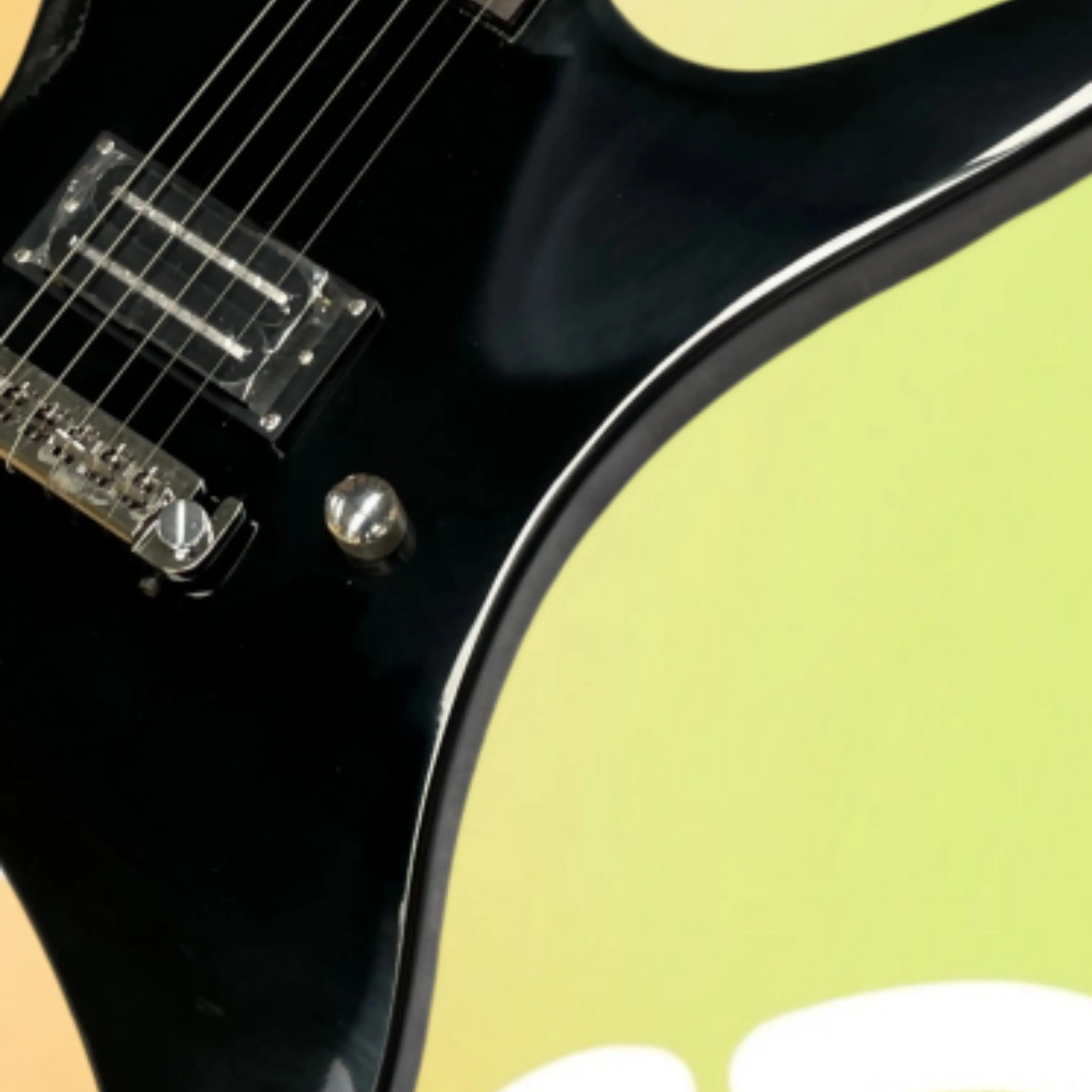 Black Electric Guitar,Rosewood Fingerboard,Single Knob Design Guitars,Sleek Appearance,Metal-Speed Picking Capability Guitarra