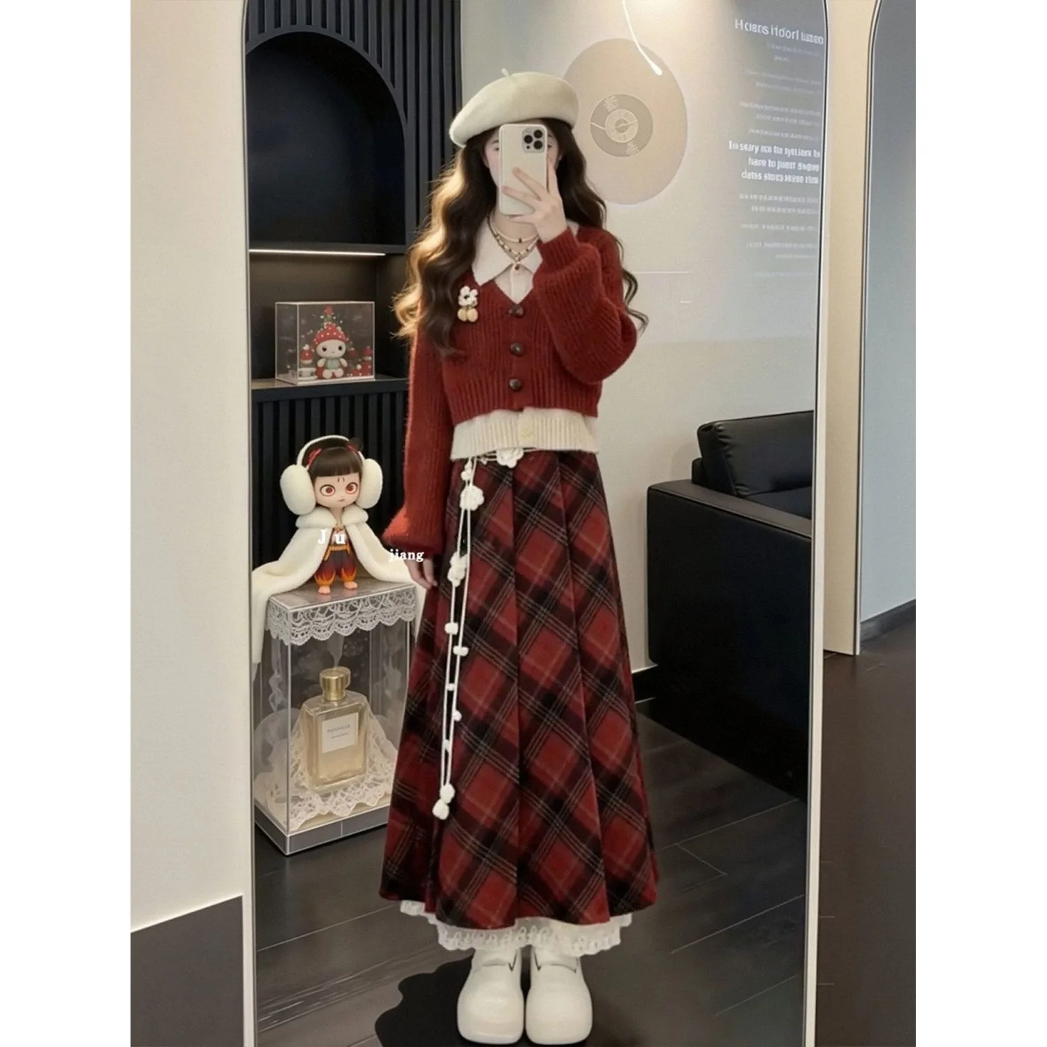 

Элегантный новогодний красный кардиган-свитер из двух частей (имитация) для миниатюрных женщин с комплектом юбки в клетку с пэчворком