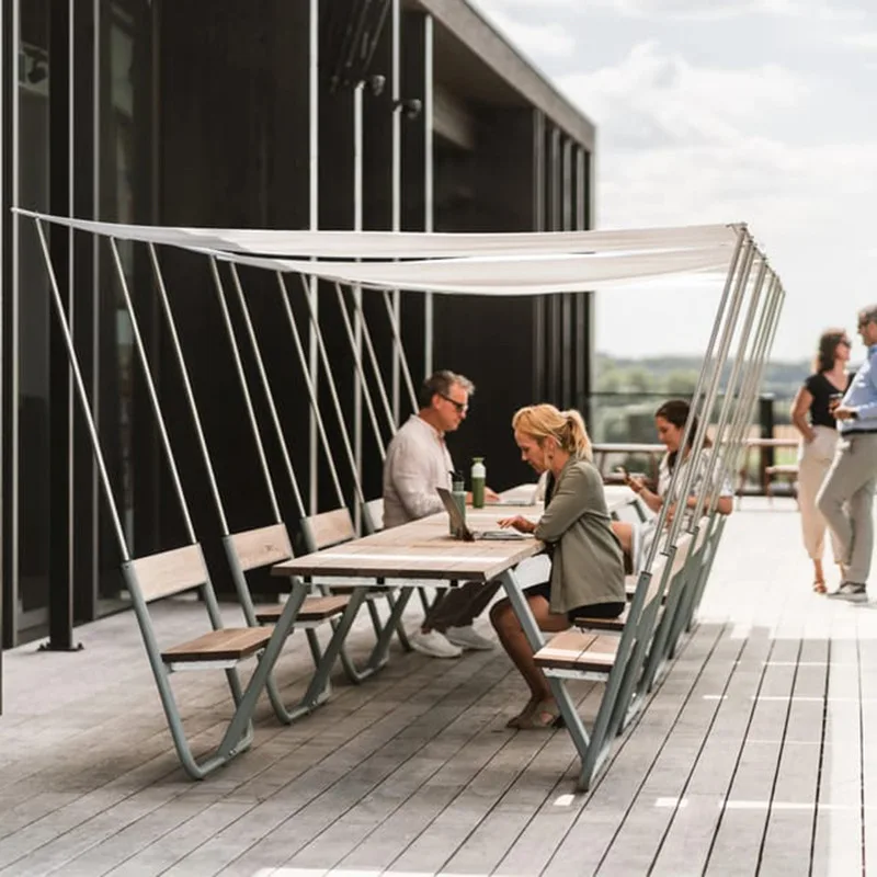 Leisure Open-air courtyard Yard Cafe Restaurant Outdoor setting Combination tables and chairs Outdoor