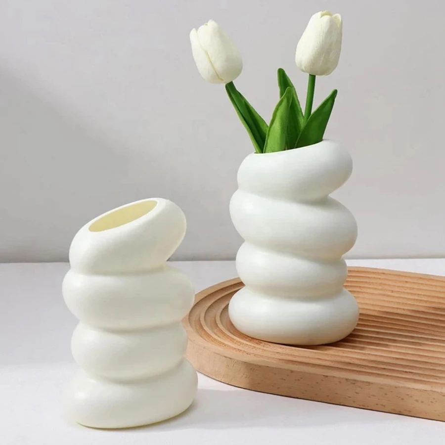 Modern Minimalist White Spiral Circle Vase Bedroom Study Living Room Coffee Table Desktop Art Ornament Creative Flower Pot High-Quality Plastic Material Not Easy to Break