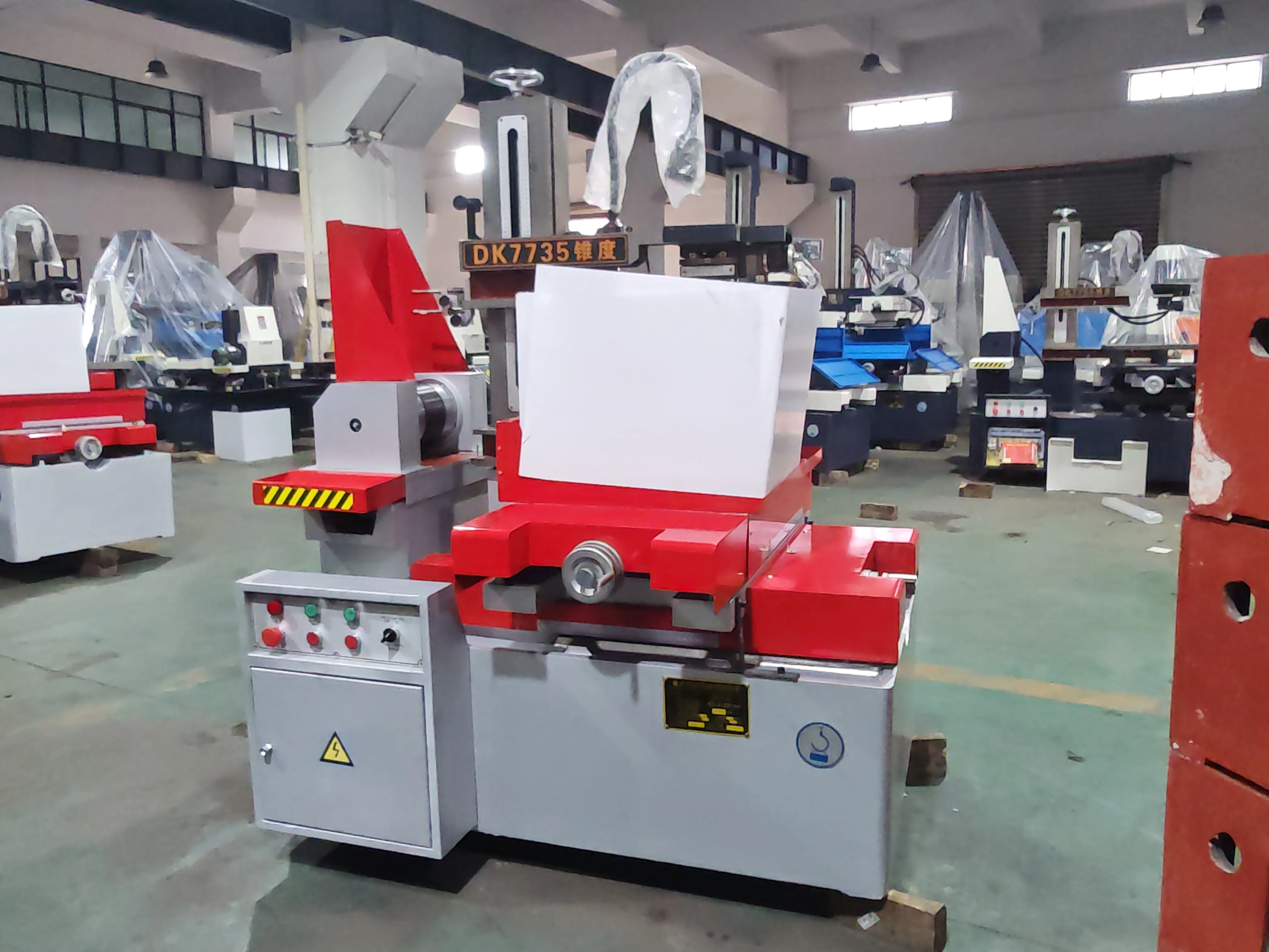 High Quality Metal Erosion Machine Edm Wire Cutting Dk7735 Edm Wire Cut Machine