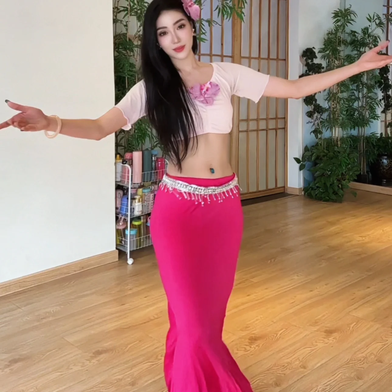

New belly dance performance costume for women slimming short sleeved top+sexy fishtail skirt 2pcs Oriental dance practice suit