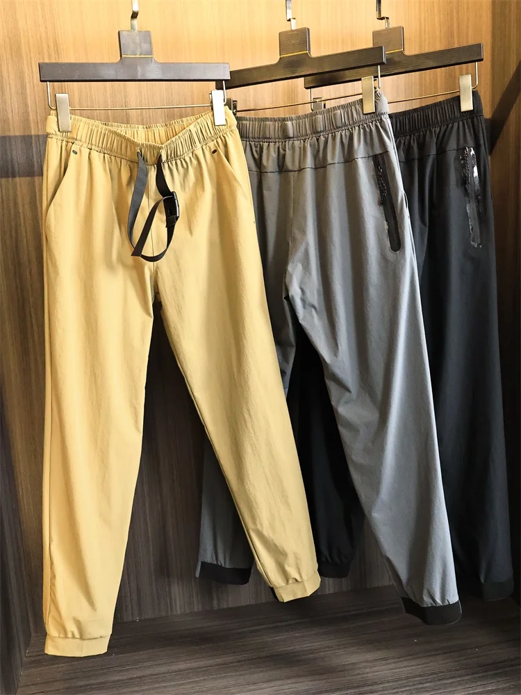 

Легкая текстура Qui Dry Function Брюки Мужские спортивные повседневные брюки с приклеенной молнией и манжетами Модные прямые длинные брюки