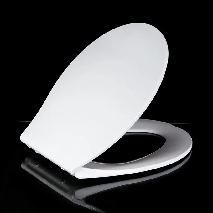 Good bathroom soft close toilet bowl lid polypropylene plastic modern toilet lid Europe