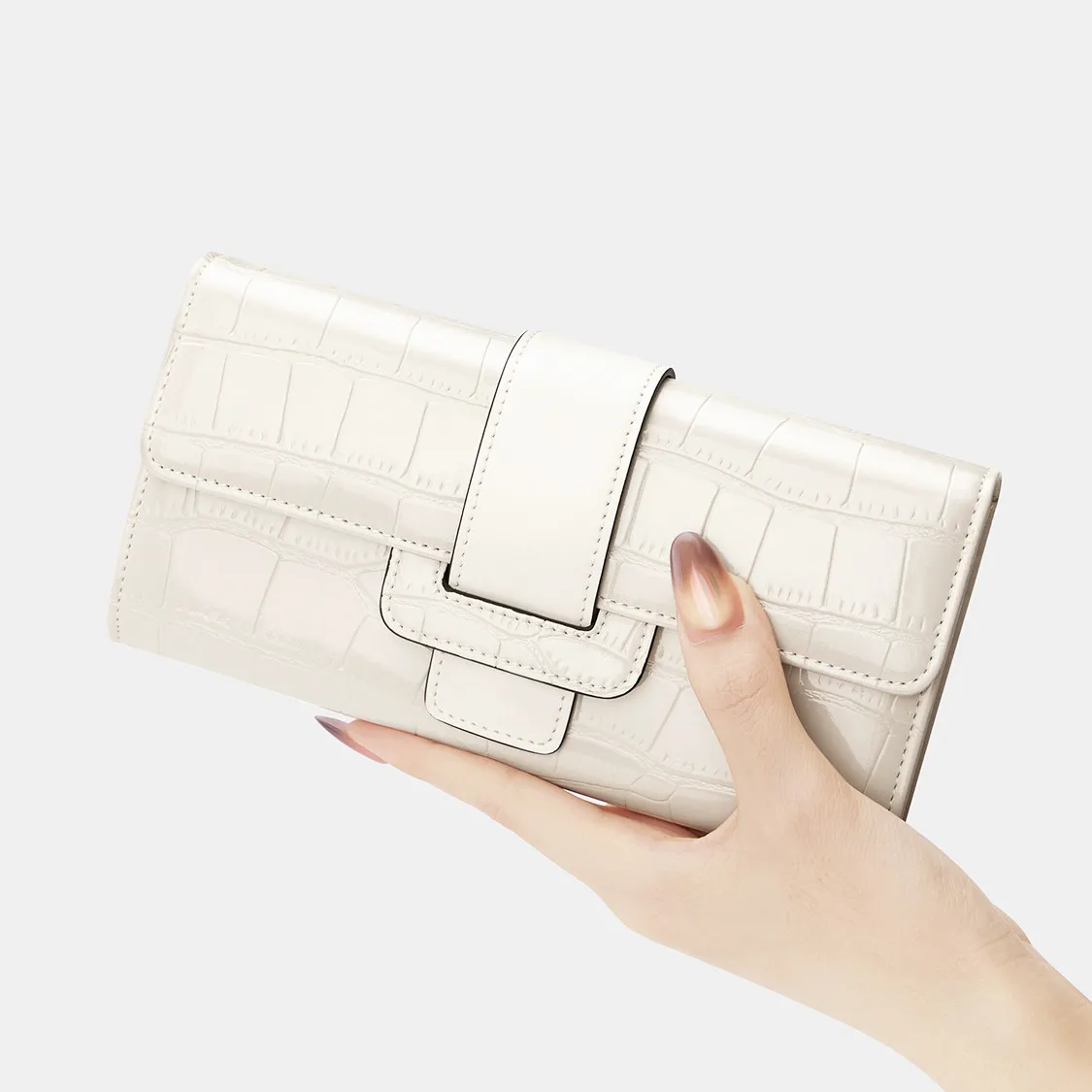 portefeuille-long-en-cuir-motif-crocodile-tendance-pour-femme-paul-ying-king-2025-–-nouvelle-pochette-elegante-pour-jeune-femme