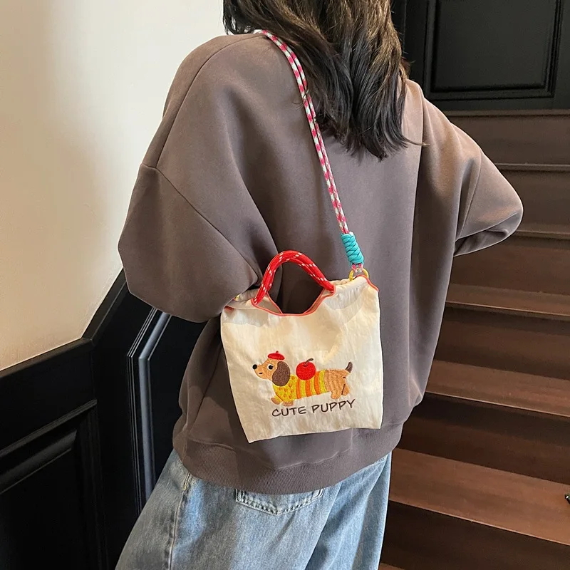 

Youda новая сумка через плечо из хлопчатобумажной ткани для женщин с вышивкой и мультяшным узором через плечо на шнурке с регулируемыми маленькими сумками для телефона