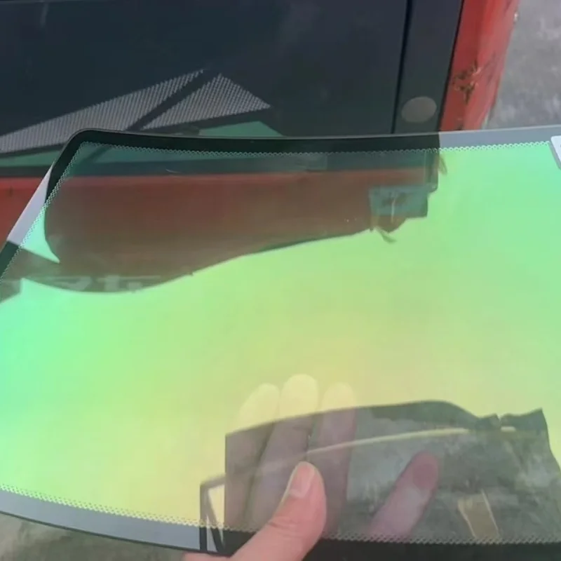 قسط LLumar الحرباء سلسلة نانو السيراميك عالية رفض الحرارة UV99 كتلة نافذة السيارة تينت فيلم مادة PET IRR99 إشارة آمنة #2