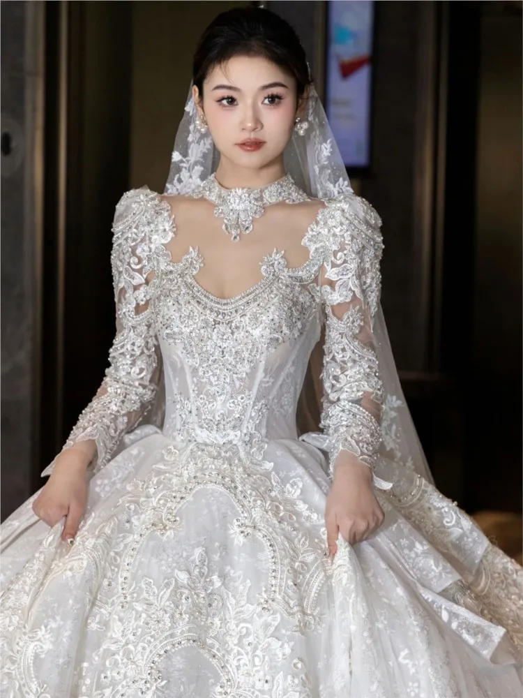 

Роскошное платье большого размера на одно плечо с длинными рукавами для банкетов