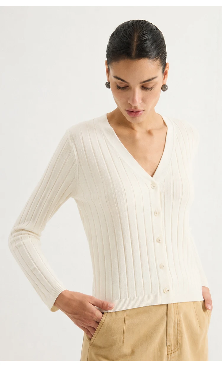 MZ62018 Damen Eleganter Gerippter Strickpullover mit V-Ausschnitt, Langen Ärmeln, Knopfleiste, Schmaler Passform, Modal-Mischung, Frühherbst-Pullover – Detail 6