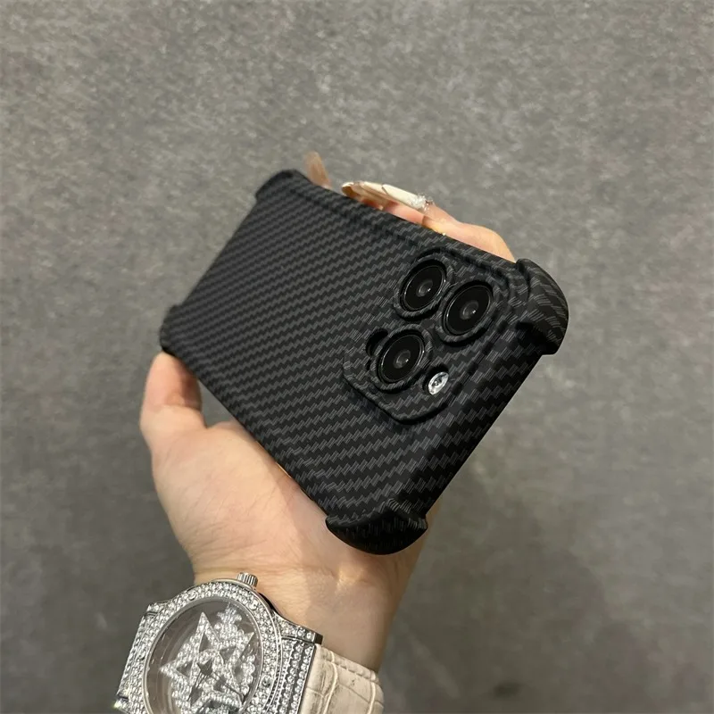 Luxury Four corner anti fall phone case for iphone 15 14 13 12 11 Pro Max 14 15 Plus carbon fibre silicone Metal buttons Cover