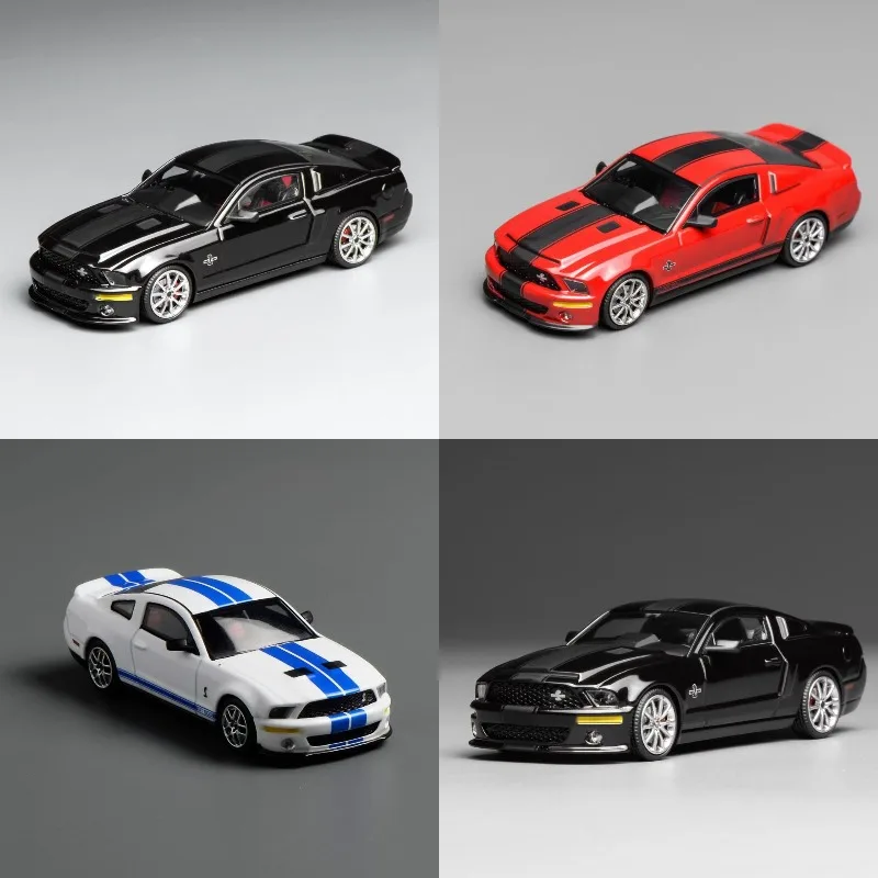 GreenLight x Motorhelix 1:64 Ford Mustang Shelby GT500 Cast-Pressed Alloy Car Model - A gift for friends, an adult collectible.