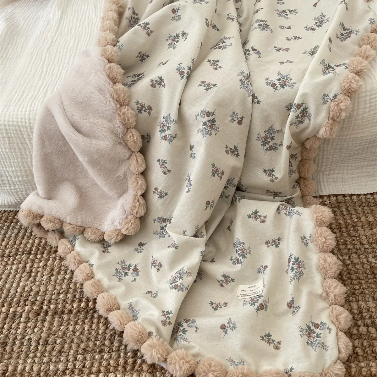 

Baby Bedding Blanket & Throw Newborn Pompom Baby Blanket Floral Swaddle Wrap Soft Thick Quilt Infant Stroller Sleep Cover Nap