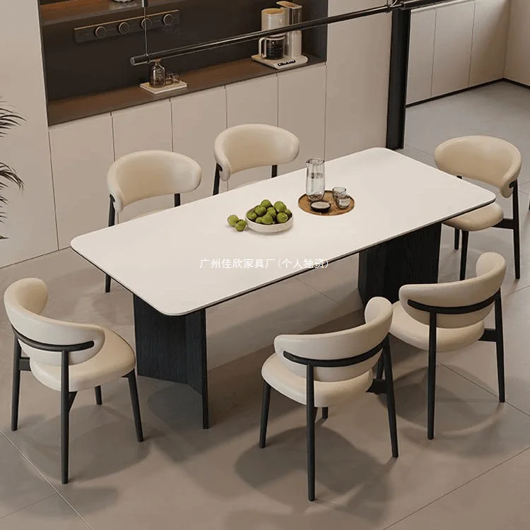 โต๊ะรับประทานอาหารแผ่นหินไม้เนื้อแข็ง โต๊ะรับประทานอาหารดีไซน์เรียบง่ายหรูหราสไตล์อิตาลี