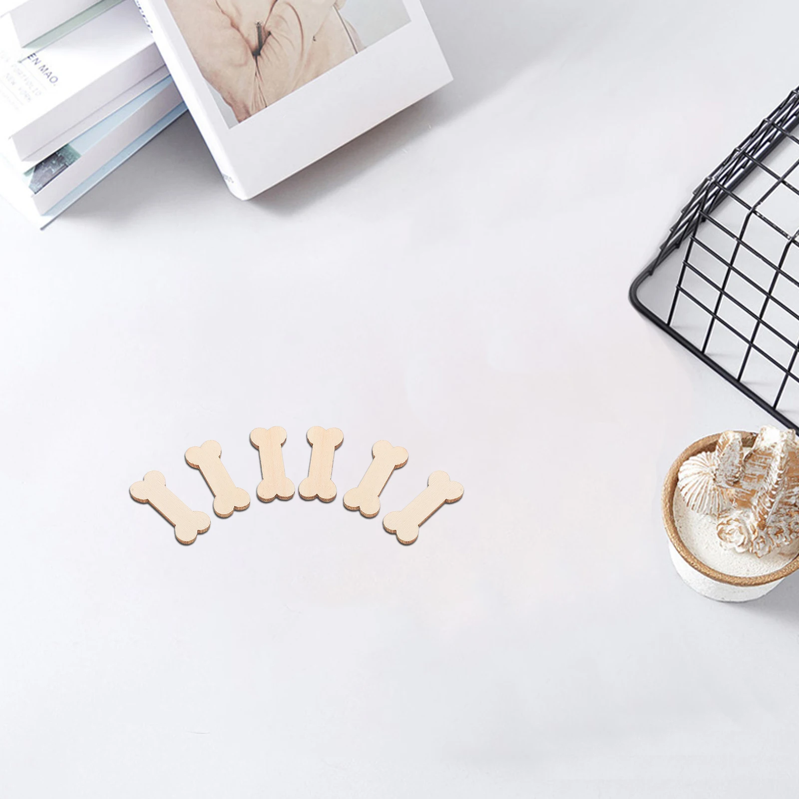 

100Pcs Bone Shaped Wooden Slices for Crafts Unfinished DIY Wood Cutouts Rustic Home Decor Party Ornament Supplies