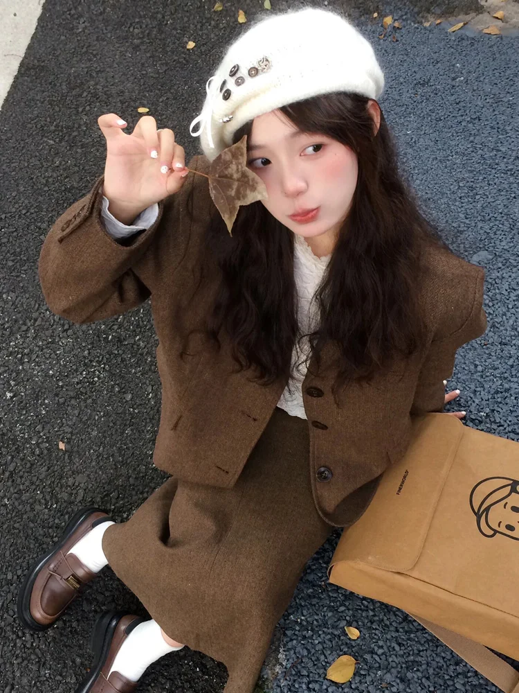 Retro Winter Woolen Suit Set Women's Fashionable Warmth-Keeper Two-Piece Ensemble Korean Style Button-Up Long Sleeve Coat And...