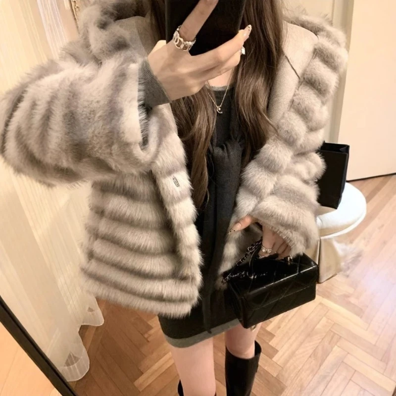 Women's Mink Short High-end Hooded Temperament Fur Integrated Environmentally Friendly Fur Coat Winter New Mink Fleece Jacket