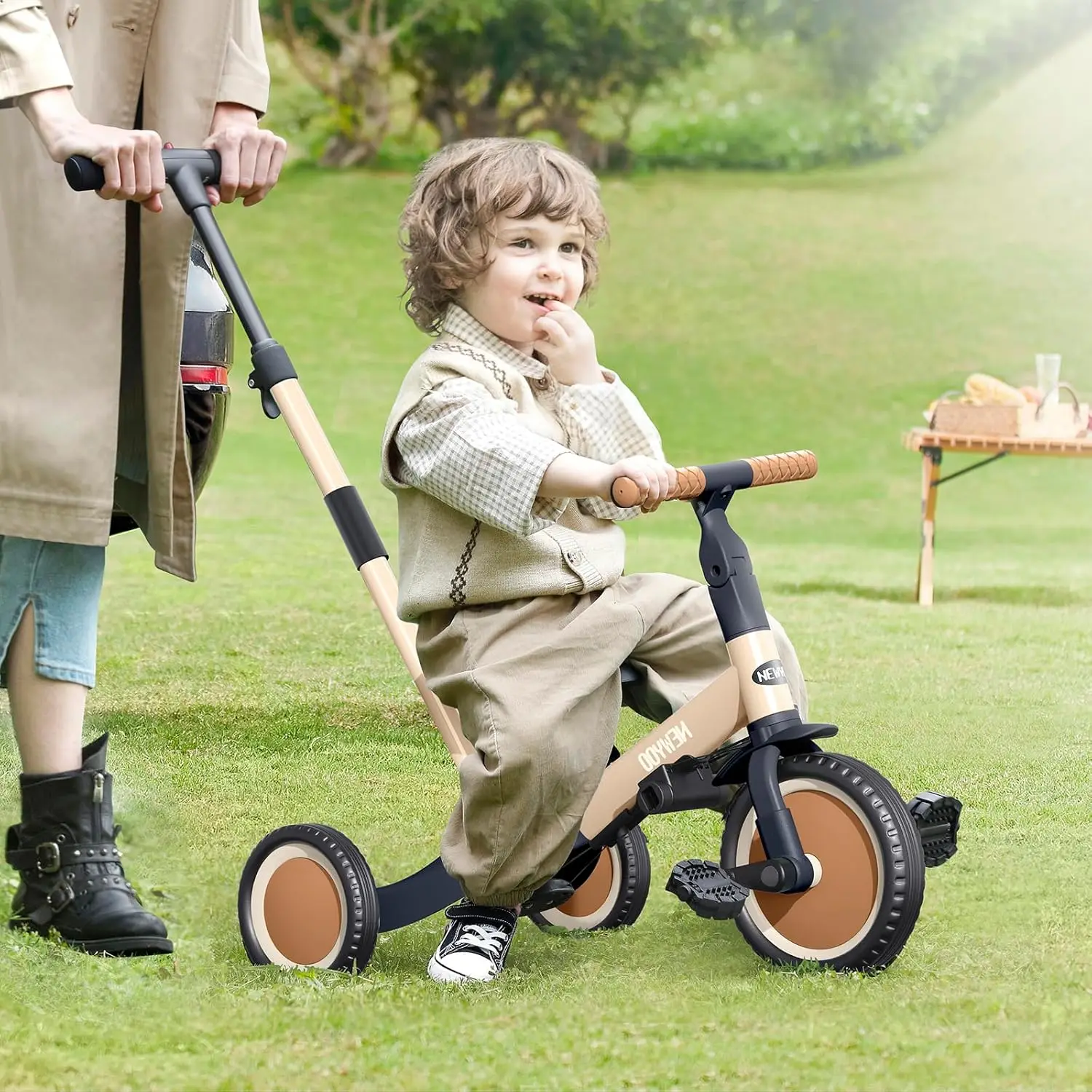 Tricycle pour tout-petits avec poignée poussoir pour 1-3 ans, vélo pour tout-petits, cadeau d'anniversaire et jouet pour garçons et filles, tricycle pour enfants 5 en 1, B
