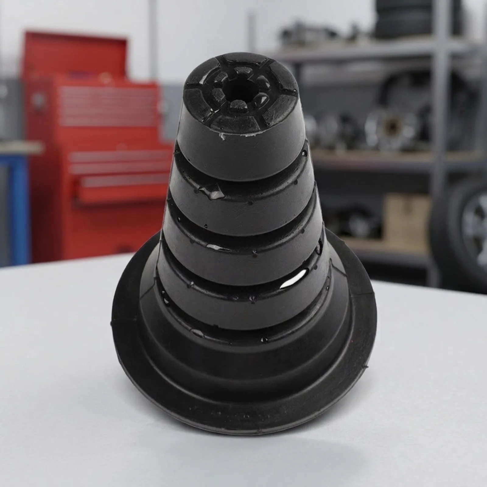 For Toyota Rear Coil Spring Insulator 4830235040 for For 4runner For FJ For Cruiser Rear Suspension Repair Component