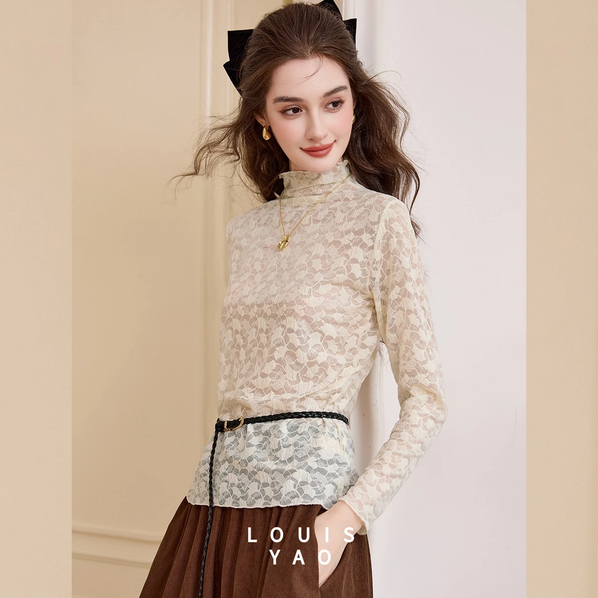 

LOUISYAO Jacquard Base Layer Long Sleeve T-Shirt 2025 Fall/Winter Tees Softly Designed Half-High Neck Pullover Women's T-Shirt