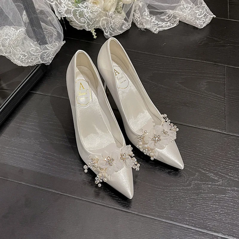 

Свадебные туфли для женщин 33-43 размера, белые, с цветочным декором, стразами, на высоком каблуке, для банкетов и торжеств