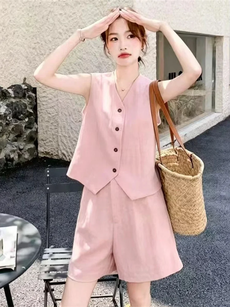 2026 Summer Women's V-Neck Vest Shorts Set Simple Elegant Money-Saving Style Polyester Fiber 35 Years Old And above