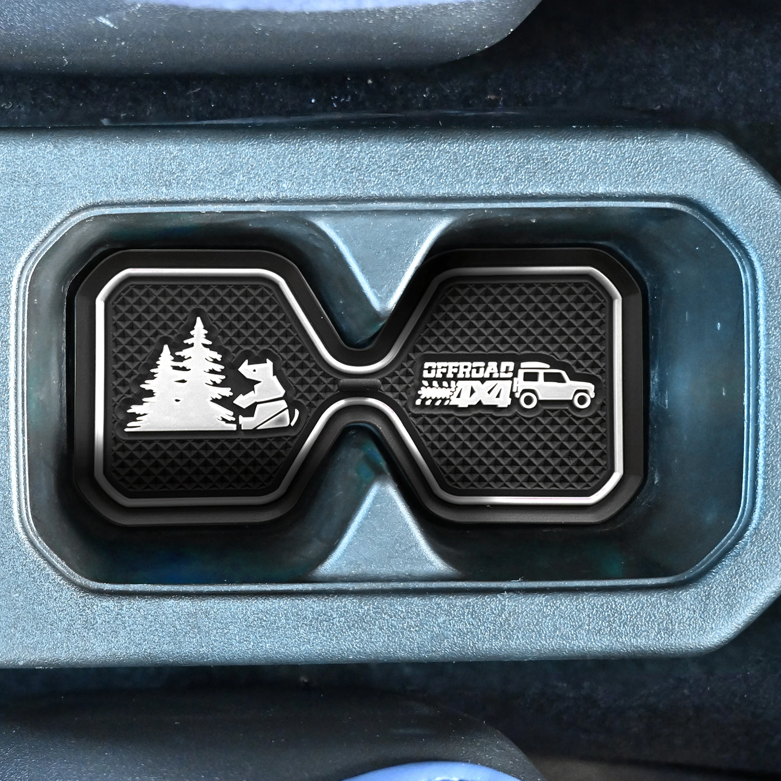 Almohadilla de ranura para posavasos de coche noctilucente para Suzuki Jimny JB64/JB74 2019-2022, alfombrilla antideslizante, alfombrilla de