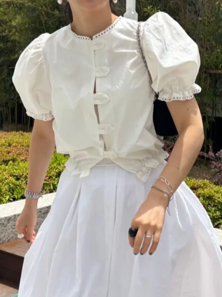 Schickes Single-Button Bubble-Slee irt Damen Sommer New Sle Personali Splicing Lace Trim Top Age-Defng Ele Faion