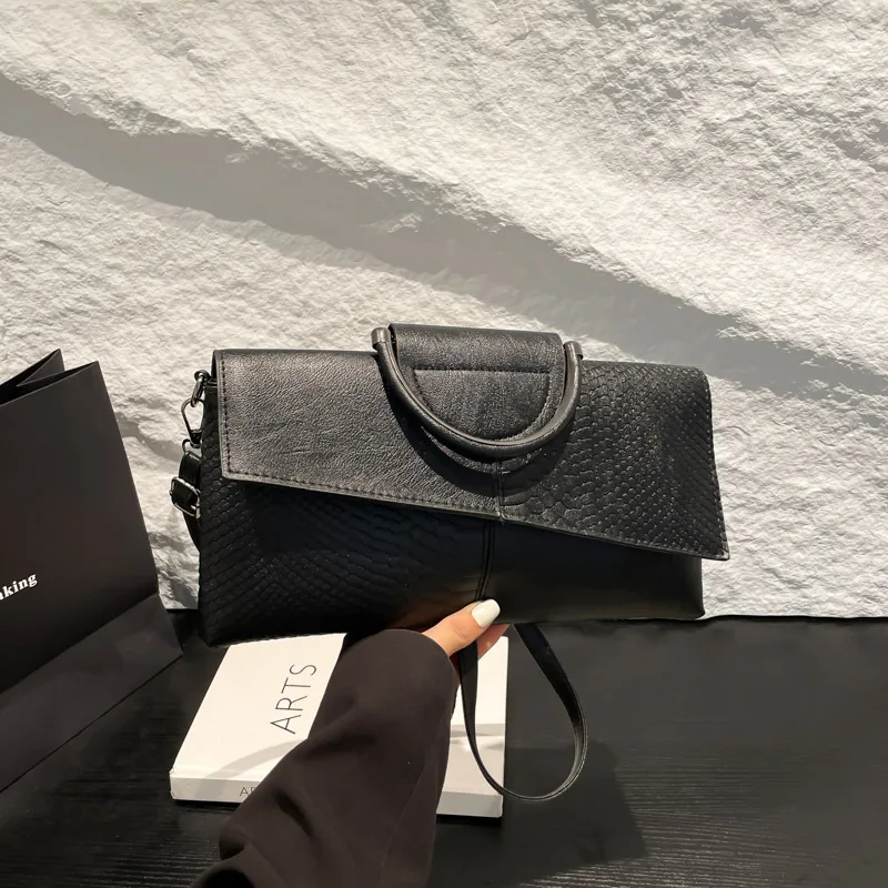 

PU Synthetic Leather Women's Shoulder Crossbody Bag Fashion Casual Dinner Wedding Alligator Pattern Flap Handbag and Purse