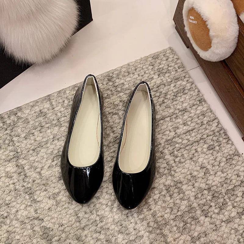 Candy Color Loafers Summer Ladies Flat Shoes Patent Leather Women Flats Comfortable Slip On Shoes Woman Plus Size EU42 WSH2215