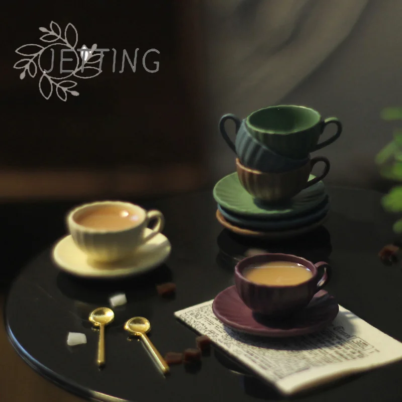 Hot 2Pcs Dollhouse Miniature Dining Ware Mini Vertical Pattern Coffee Cup Plate Set Toy Model Doll House Accessories