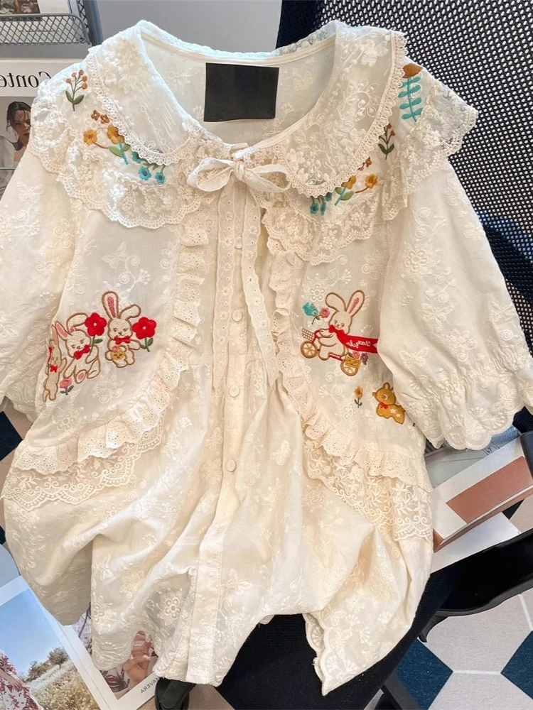 

Fashion Sweet Cute Blouses Cartoon Embroidery Lace Design Shirts Peter Pan Collar Puff Sleeve Tops Summer New Women's Clothing