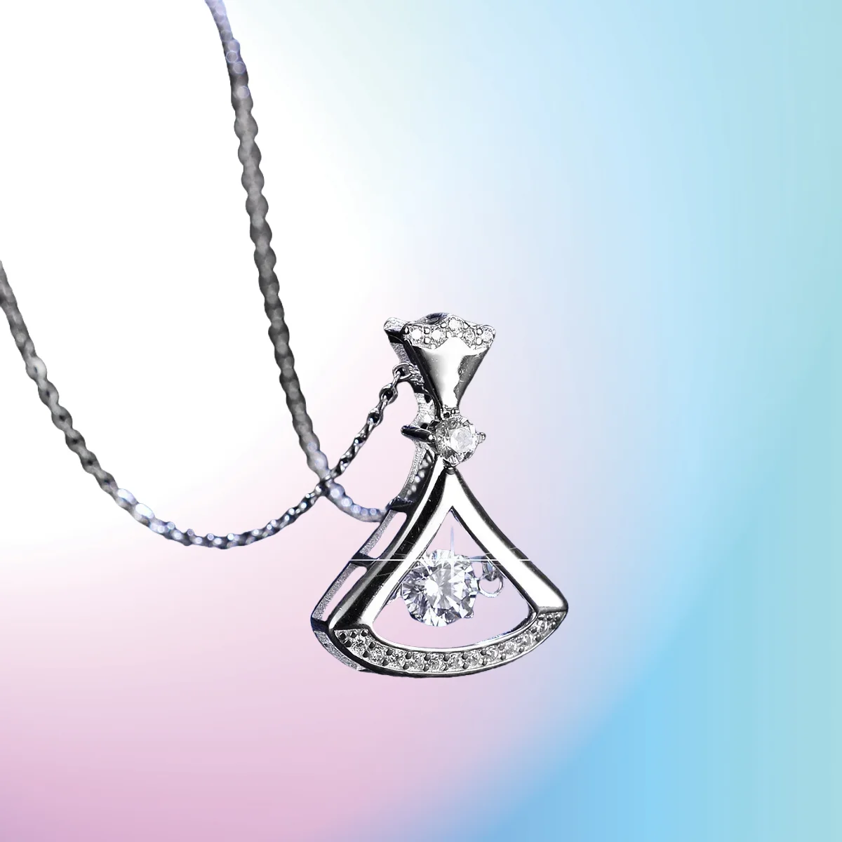 

Gift Luxury Platinum Pendants Moissanite Diamond Spiritual Necklace for Women Skirt Beating Heart Collarbone Chain Wedding Jewel