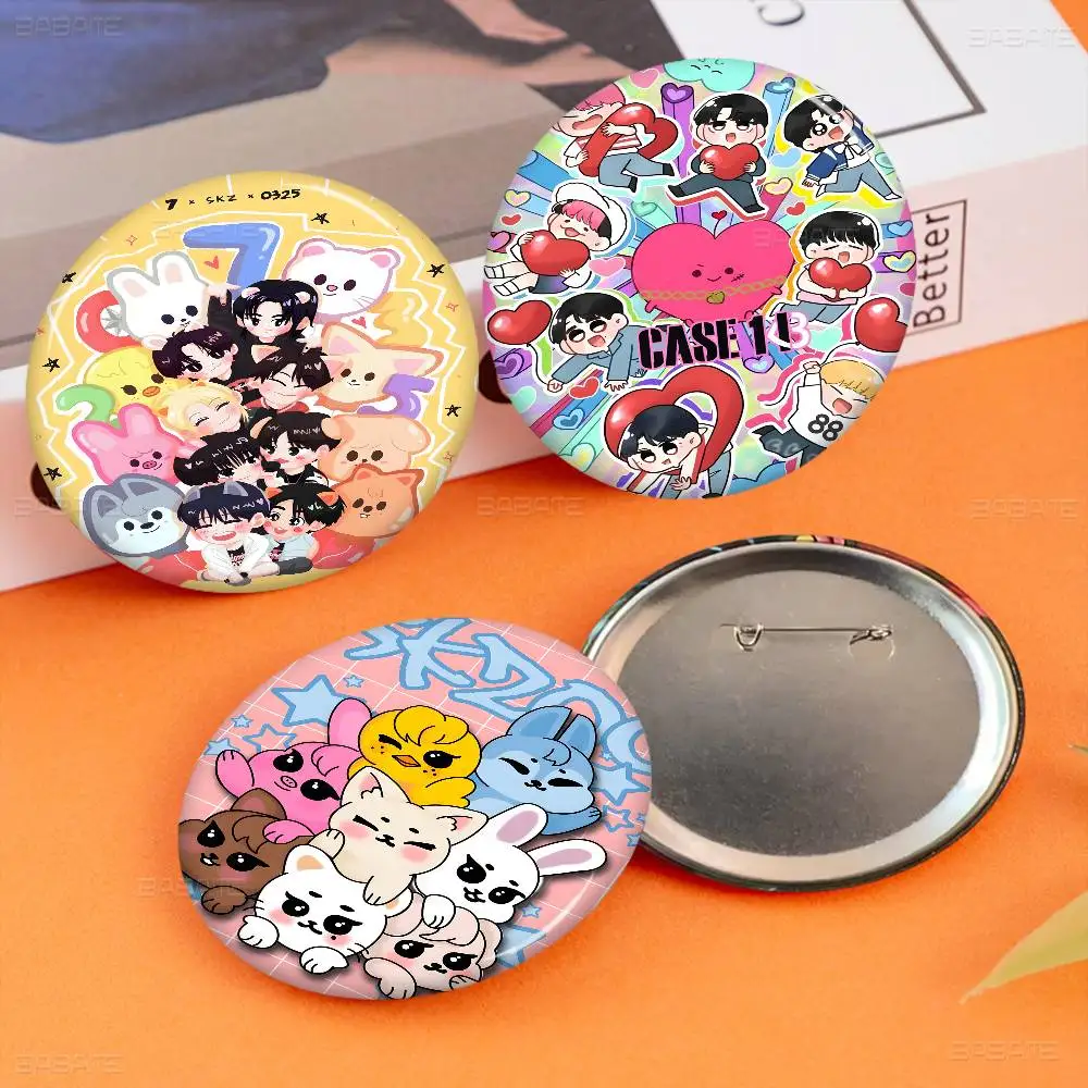 Kpop Stray--kids S-skzoo Classic Movie Tinplate Pin Button Custom Anime Role Old-school Brooch Collar Badge Jewelry Gift Fans