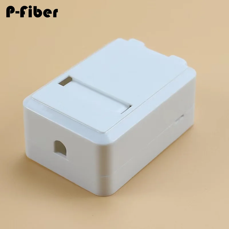 

Распределительная коробка сетевого кабеля компьютера с одним/двумя портами может быть оснащена голосовым модулем CAT5E CAT6 класса 5 и класса 6