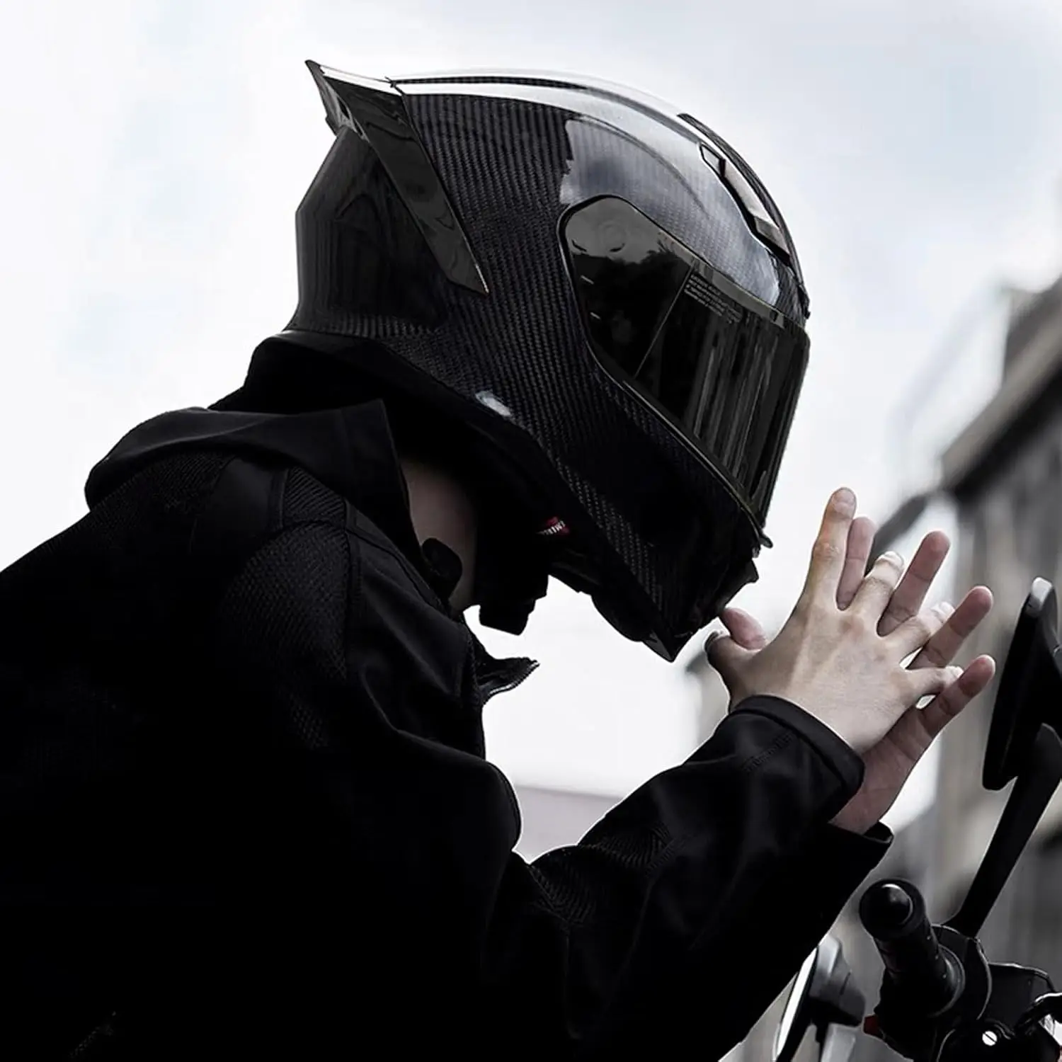 Полнолицевые мотоциклетные шлемы из углеродного волокна со спойлером, спортивный туристический уличный мотоциклетный шлем, Bluetooth, готовые карманы для динамиков