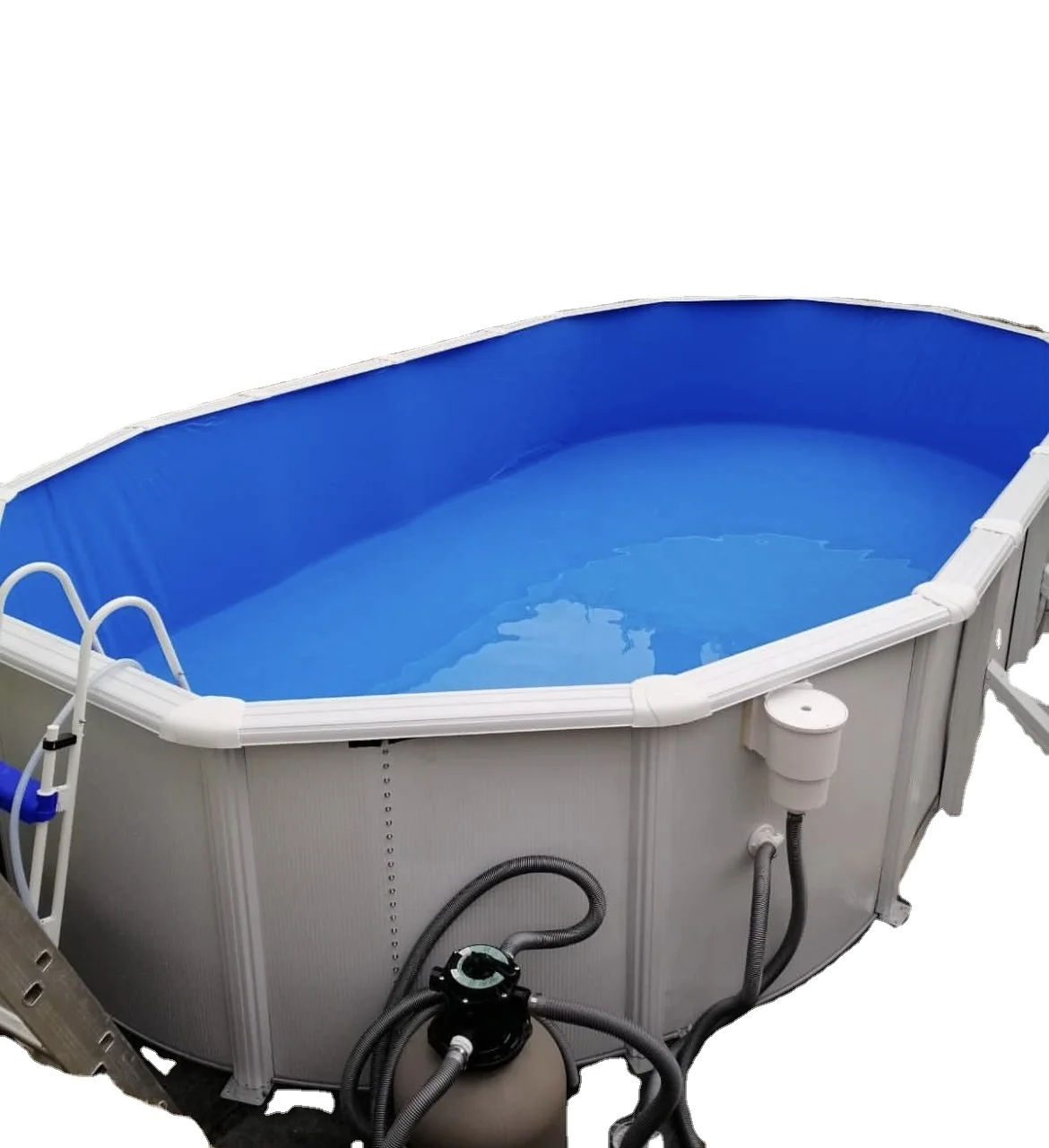 "Piscina infantil grande de PVC sobre el suelo con paredes reforzadas y accesorios de acero galvanizado"