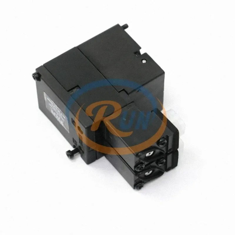 1pc M2.184.1131/05 Solenoid Valve Pneumatic Valve JMEBH-4/2-QS-6-SA Heidelberg Parts