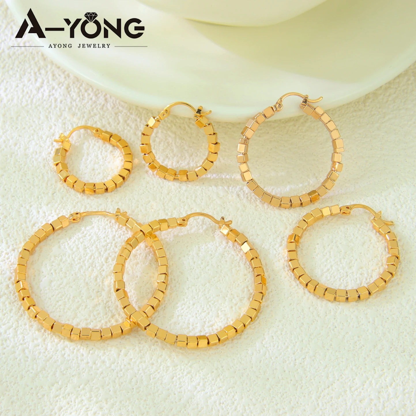 Luxury Dubai Gold Color Drop Earrings 21k Gold Plated Italian Clip Round Circle Fashion Earrings Saudi Women Event Party Jewelry