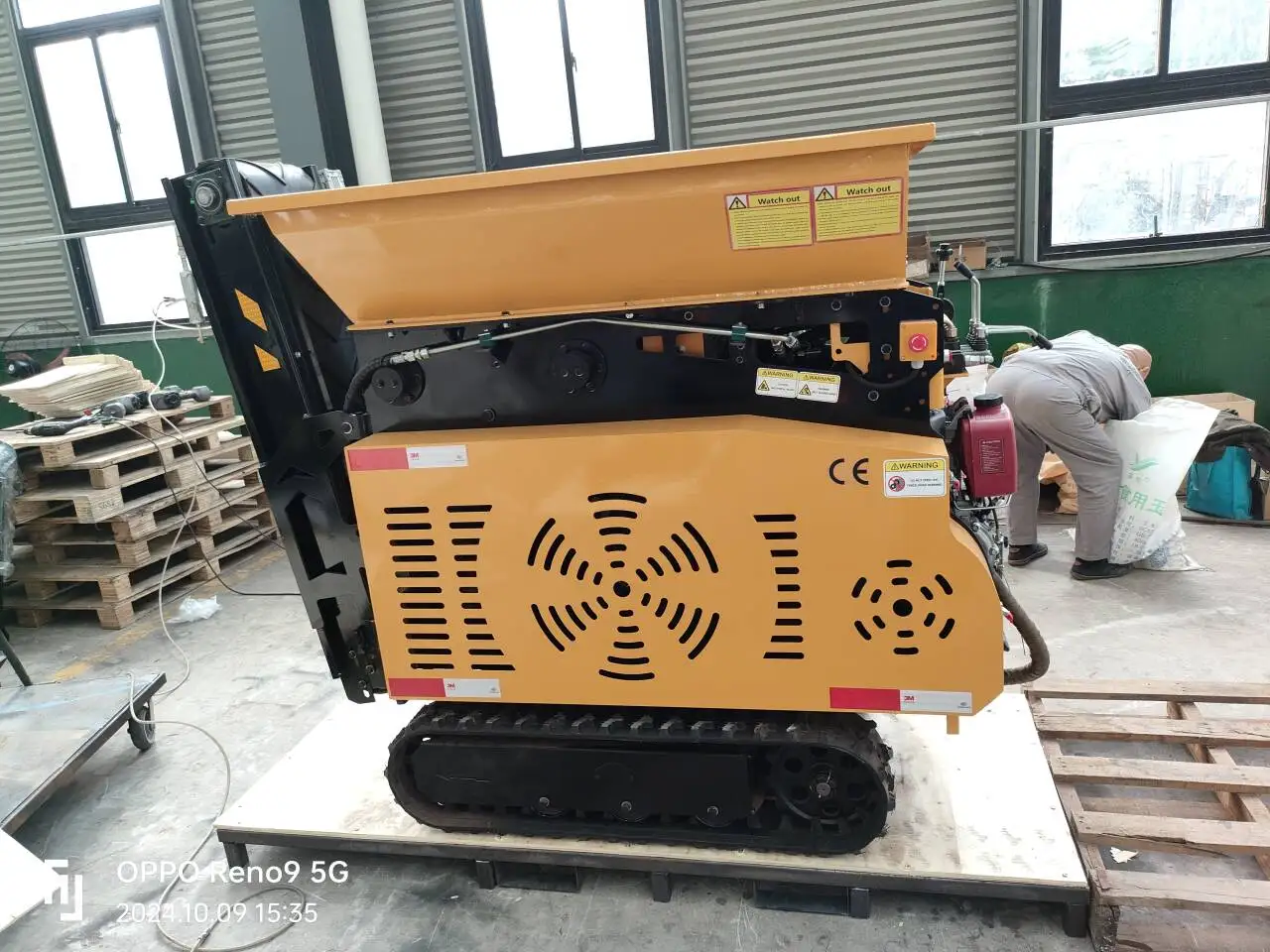 10-20t/h Small Stone Crusher Machine High Efficiency Save Time Mobile Jaw Crusher Tracked Mobile Stone Crusher