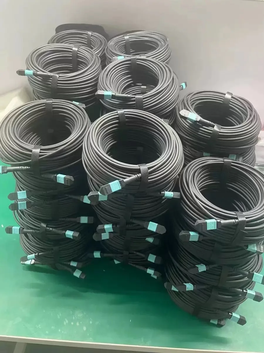 armored jumper OM4 MPO 12C TPU type A B 350m 400m 450m 500m 550m 5mm MPO UPC multimode 12 cores optical fiber patchcord outdoor