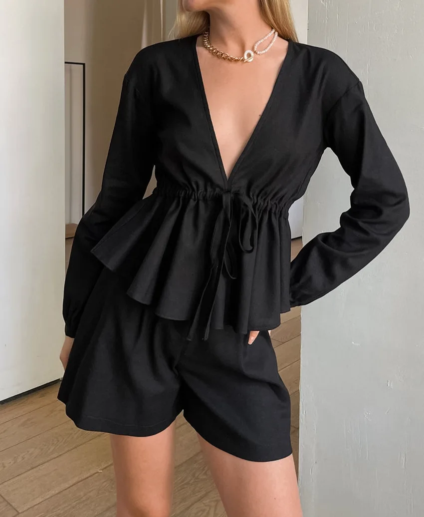 

Women Spring Fashion Two Piece Set New Black Elegant V-neck Long-sleeved Top Shorts+Elastic Waist Casual Wide Leg Shorts Outfit