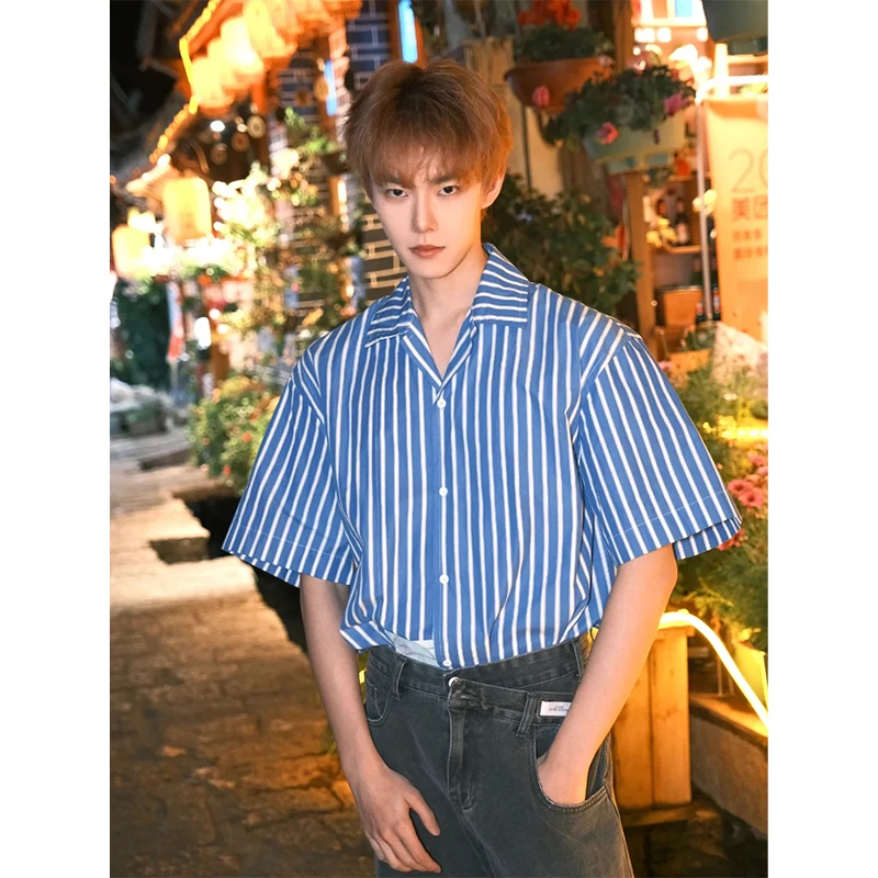 

Blue Striped ort Sve Men's irt Summer Trend f Sve Top Youthful Haome Outerwear Loose Fit Casual Faion