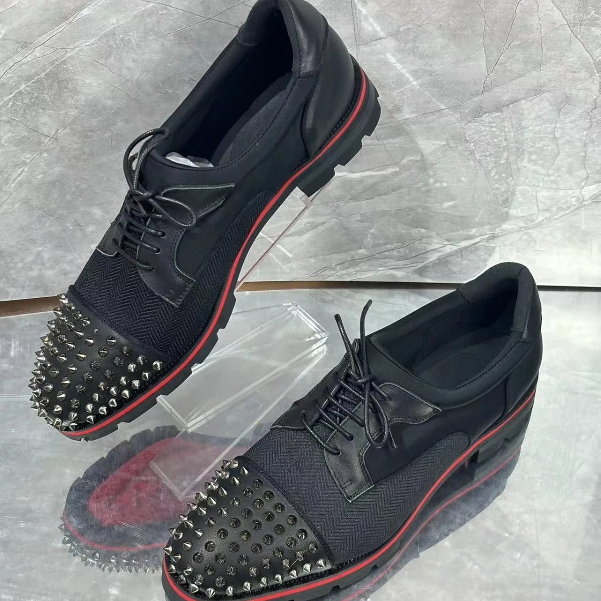 

Riveted Thick Sole Casual Lace-Up Men Shoes Height-Enhancing Casual Combination Material Flats Comfortable Simple Pumps