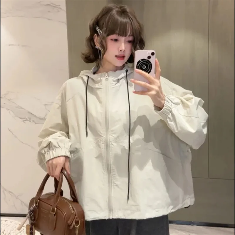 

Женские куртки, новые весенне-осенние модные повседневные женские ветровки, пальто с капюшоном, спортивные куртки, верхняя одежда для путешествий для пар
