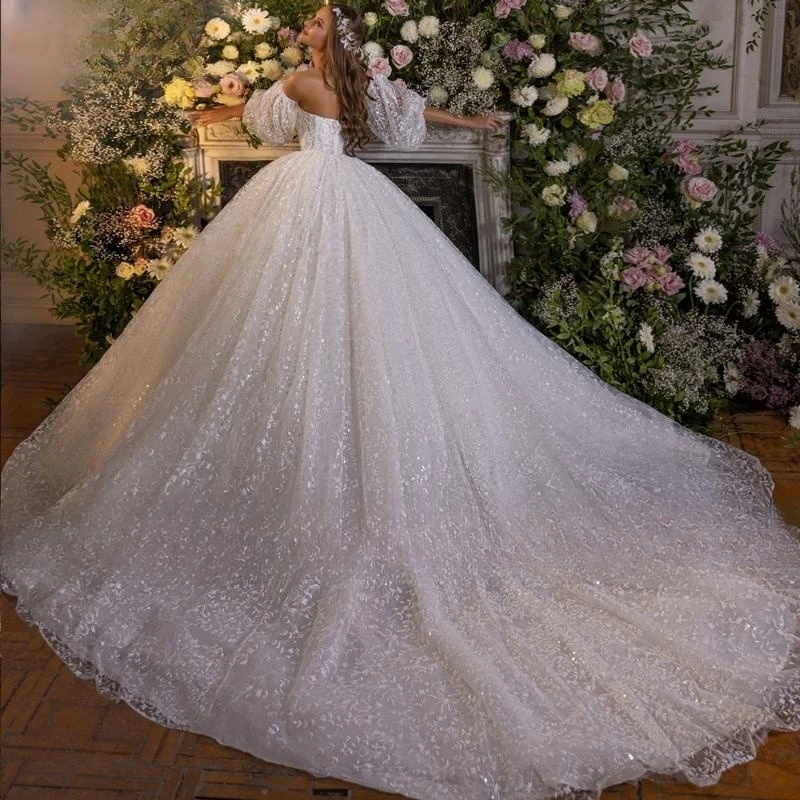 New Arrival Romantic Sweetheart Beading Ball Gown Wedding Dress 2023 Gorgeous Appliques Half Sleeves Lace Princess Bridal Gown