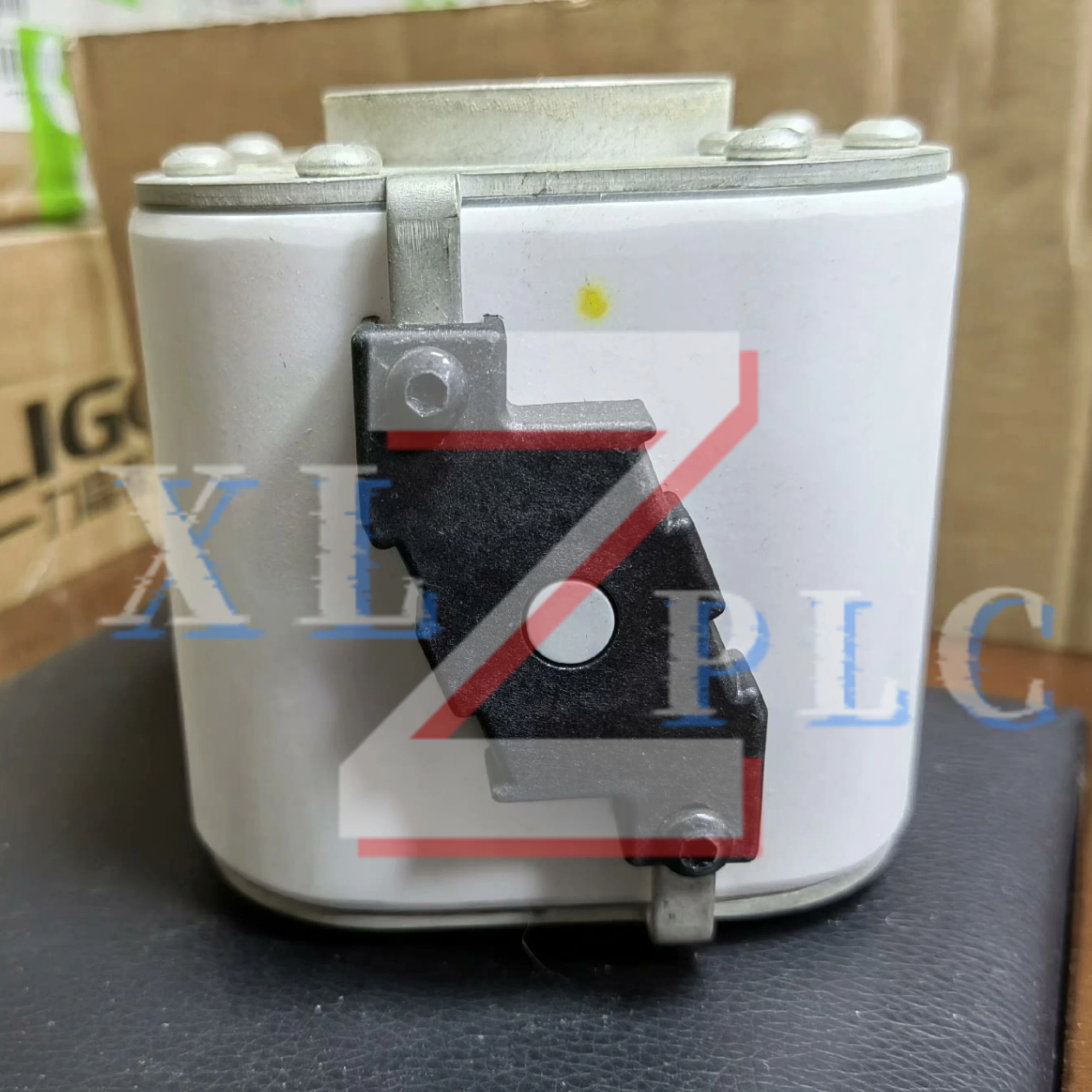 Fusible nuevo original 170M7309 1250A 690V/700V 170M7548 1500A 170M7592 170M7595 170M7597 170M7633 2000A 170M7636 1500A