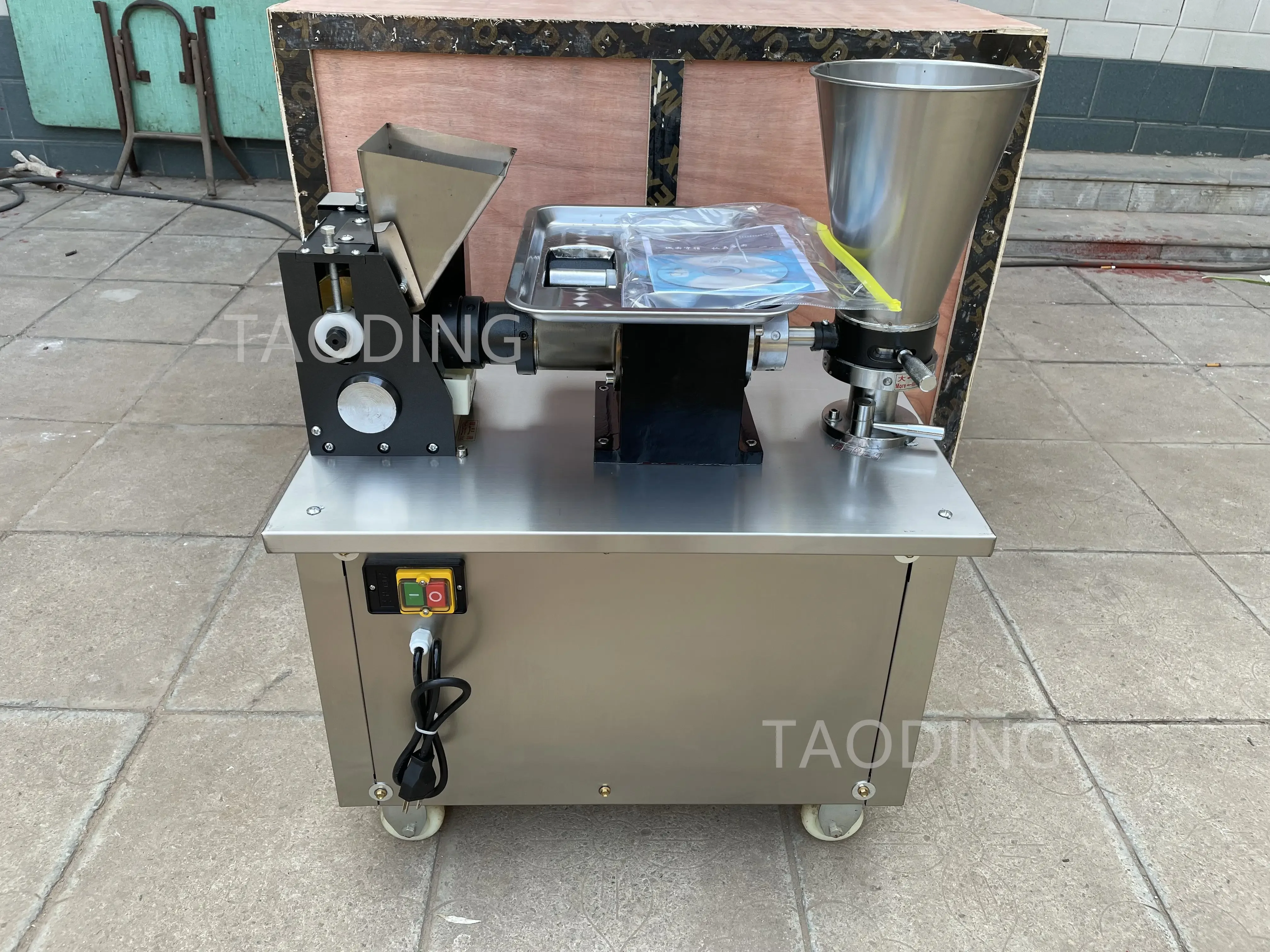 American 110V samoosa making machine automatic samosa folding dumpling maker maquina para hacer empanadas mini ravioli machine