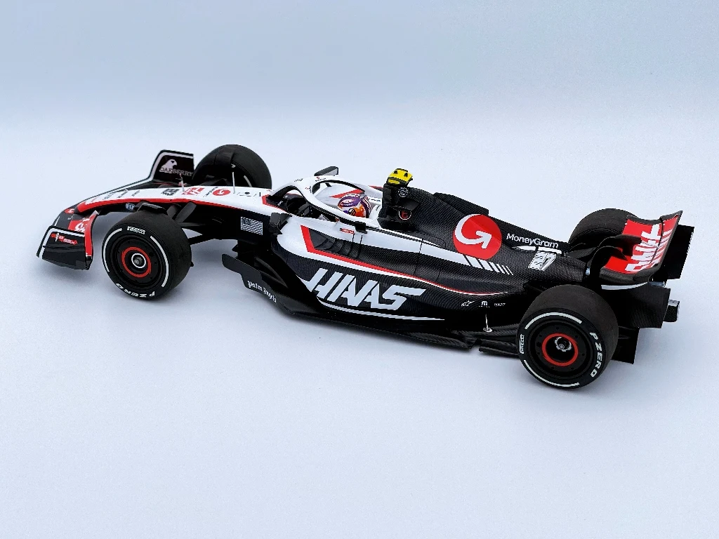 Minichamps 1:18 F1 Haas VF23 Nico Hulkenberg 2023 Simulation Limited Edition Resin Metal Static Car Model Toy Gift